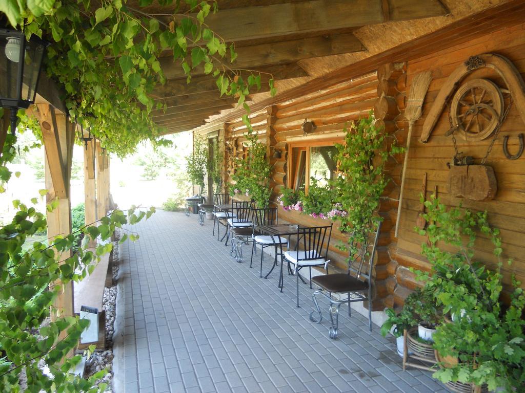 Viesu Maja Forrest Dzimtmisa Exterior foto