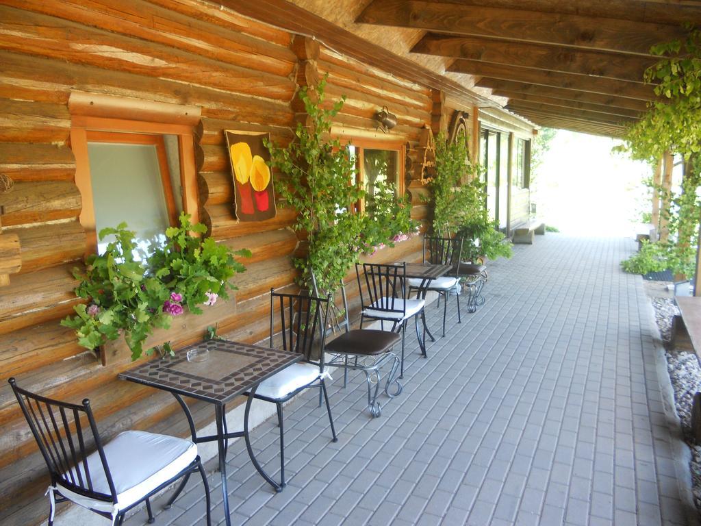 Viesu Maja Forrest Dzimtmisa Exterior foto