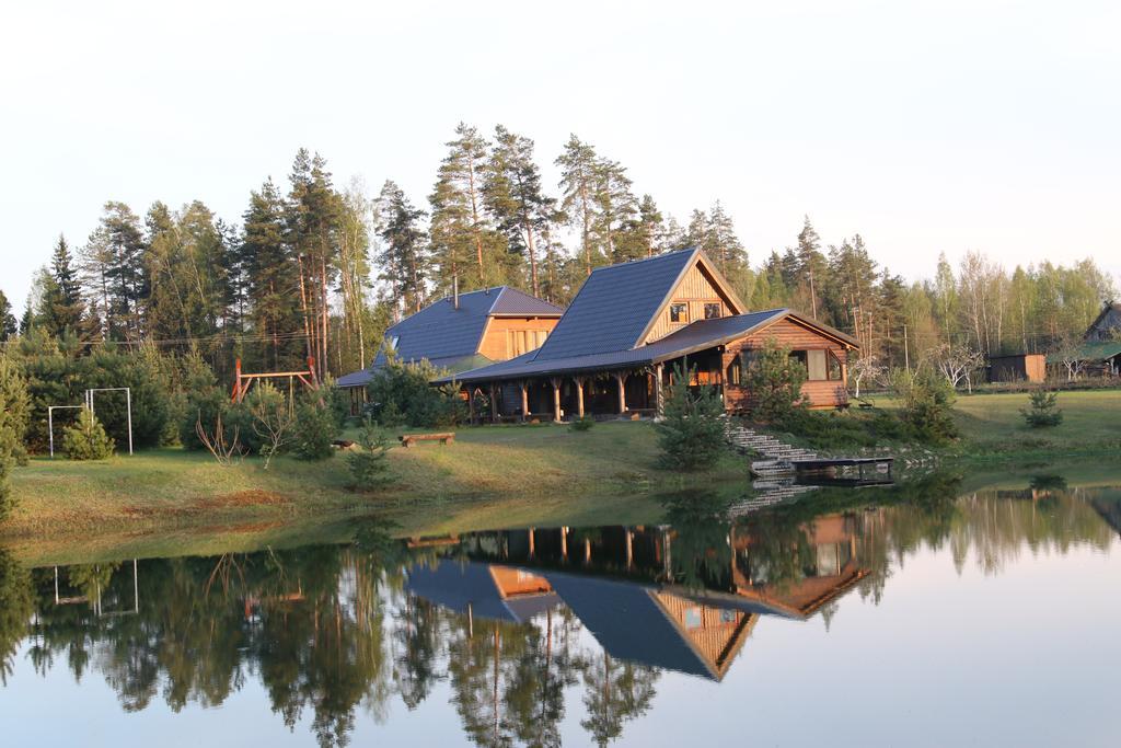 Viesu Maja Forrest Dzimtmisa Exterior foto