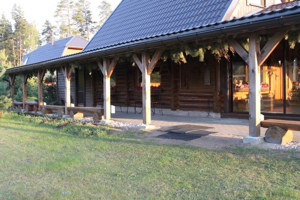 Viesu Maja Forrest Dzimtmisa Exterior foto